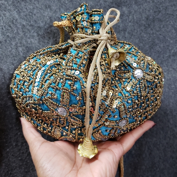 Turquoise bucket bag - Picture 4 of 9